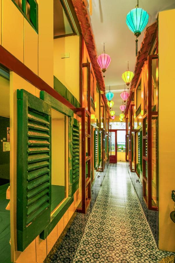 Grandma Lu'S Saigon Bui Vien Hostel Ho Chi Minh City Exterior photo